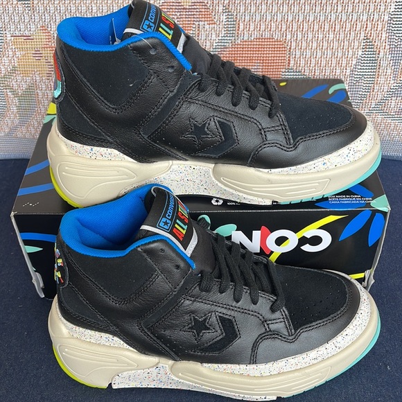 Converse WMNS 172194C
WEAPON CX MID
BLACK/CLOUD CREAM/LIME TWIST
Sneakers - Picture 2 of 16